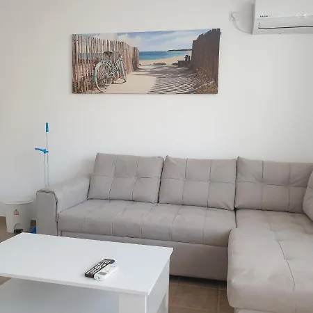 Апартаменти Браво 1 Двустаен Ромео И Гери Дом Apartment Slantschew brjag
